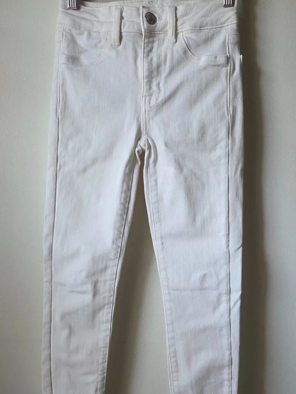 EUC AMERICAN EAGLE OUTFITTERS WHITE HI RISE JEGGING SIZE 00 SHORT